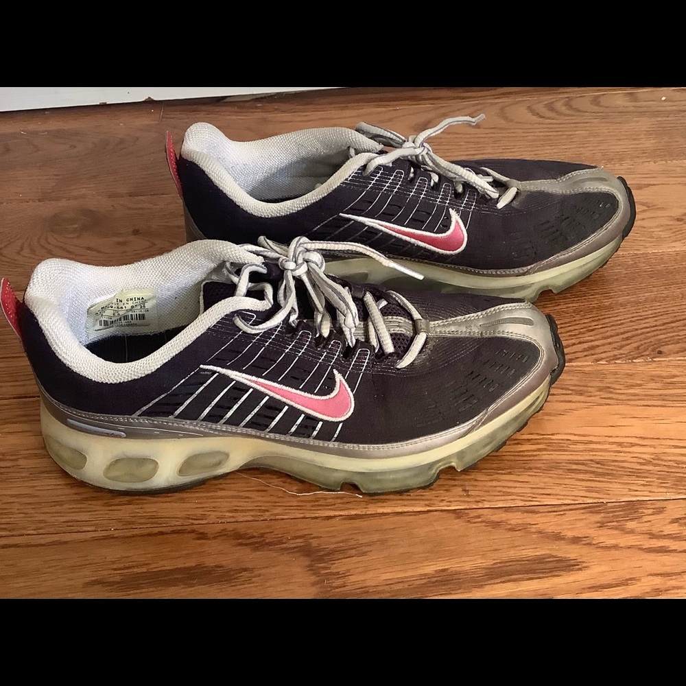 Vintage Rare Nike Air Max 360 running shoes US 8 ladies circa 2006